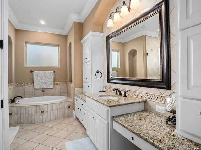 8730 Terra Gate, San Antonio, TX 78255