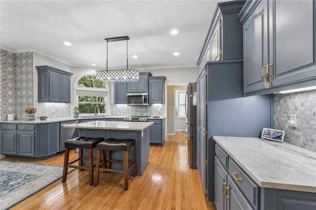 1325 Inverness Drive, Lawrence, KS 66049