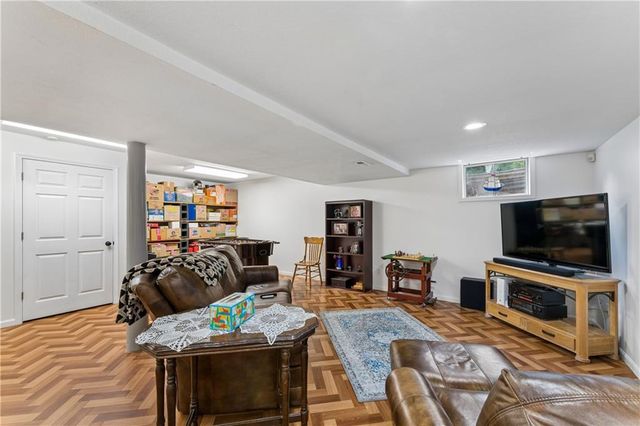 1325 Inverness Drive, Lawrence, KS 66049