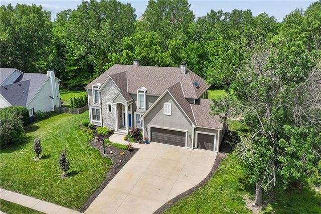 1325 Inverness Drive, Lawrence, KS 66049