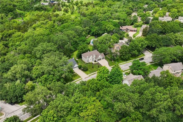 1325 Inverness Drive, Lawrence, KS 66049
