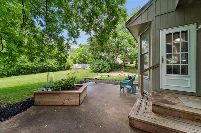 1325 Inverness Drive, Lawrence, KS 66049