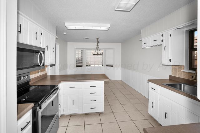 8102 SANTA FE Trail, Amarillo, TX 79110