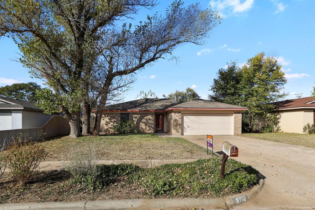 8102 SANTA FE Trail, Amarillo, TX 79110