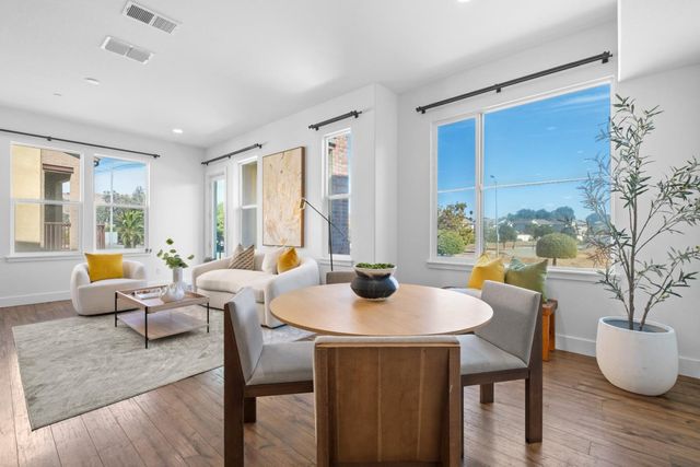 1308 Bernoulli Place 2, San Jose, CA 95132