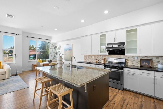 1308 Bernoulli Place 2, San Jose, CA 95132