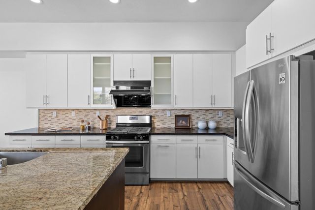 1308 Bernoulli Place 2, San Jose, CA 95132