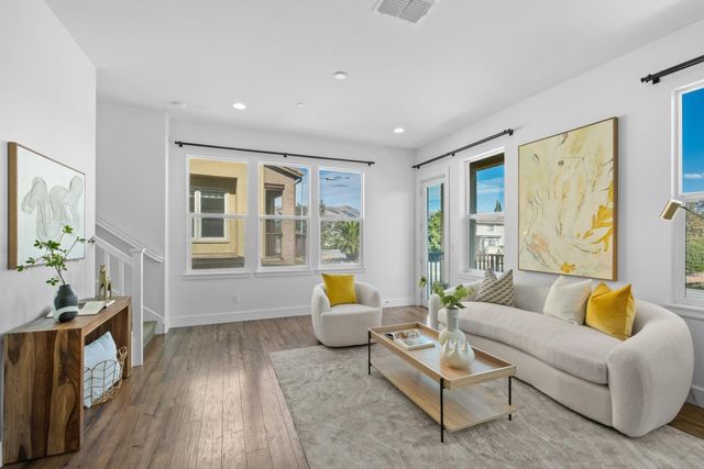 1308 Bernoulli Place 2, San Jose, CA 95132