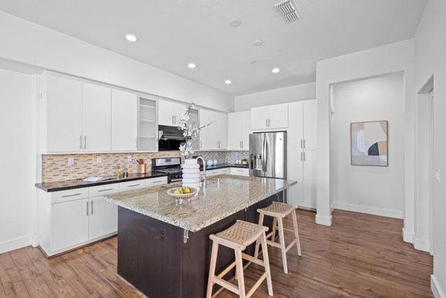 1308 Bernoulli Place 2, San Jose, CA 95132
