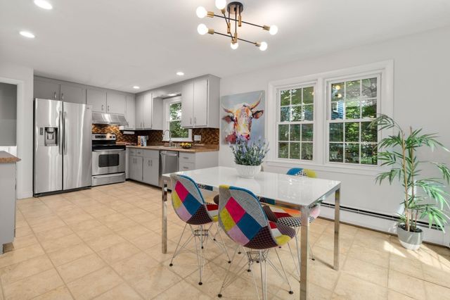 80 Wade Street, Newton, MA 02461