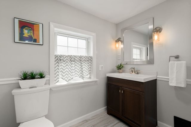 80 Wade Street, Newton, MA 02461