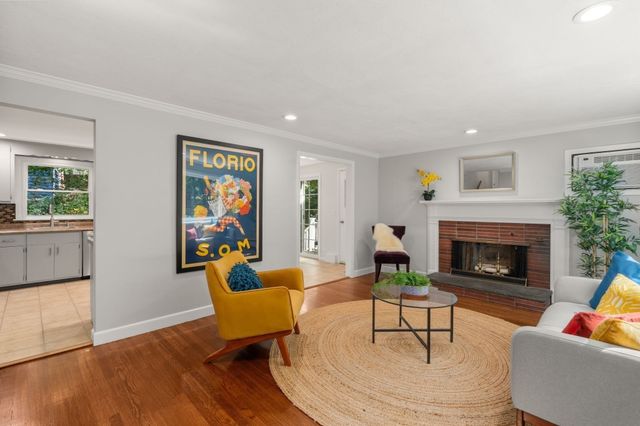80 Wade Street, Newton, MA 02461