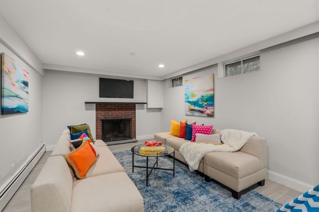 80 Wade Street, Newton, MA 02461