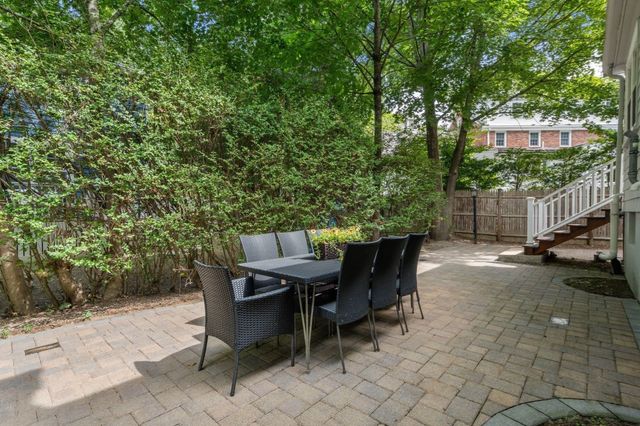 80 Wade Street, Newton, MA 02461