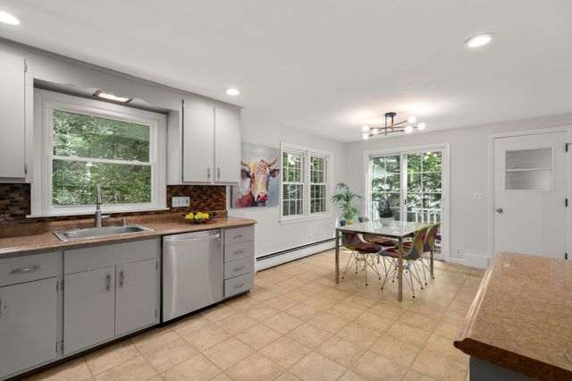 80 Wade Street, Newton, MA 02461
