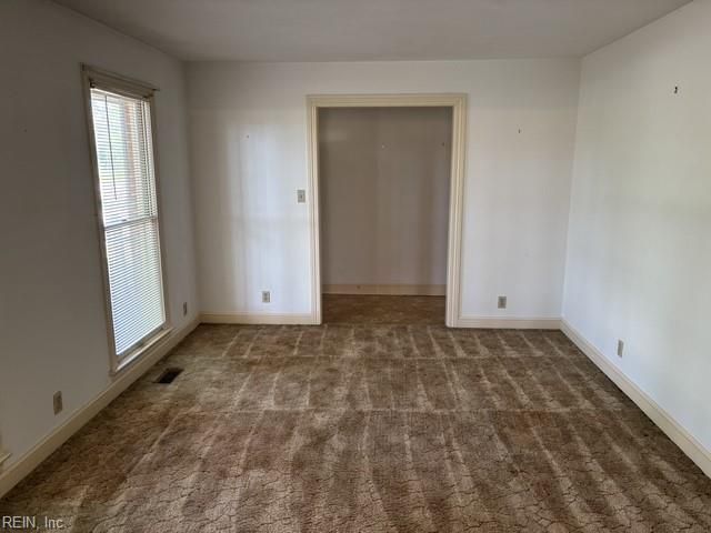 401 Fairview DR, Franklin, VA 23851