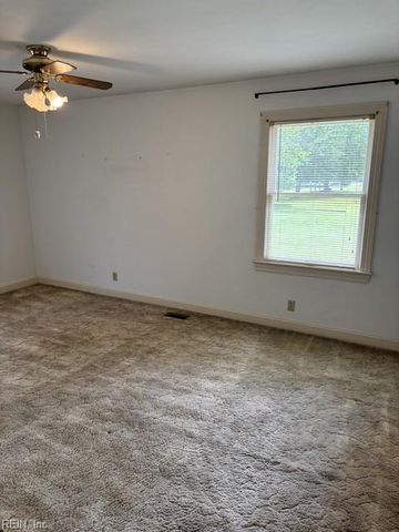 401 Fairview DR, Franklin, VA 23851
