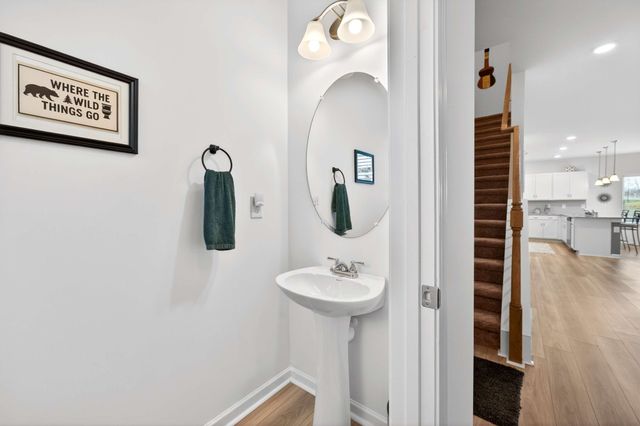 225 Hillview Ave, Shelbyville, TN 37160