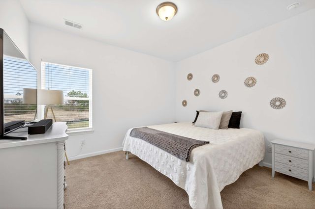 225 Hillview Ave, Shelbyville, TN 37160