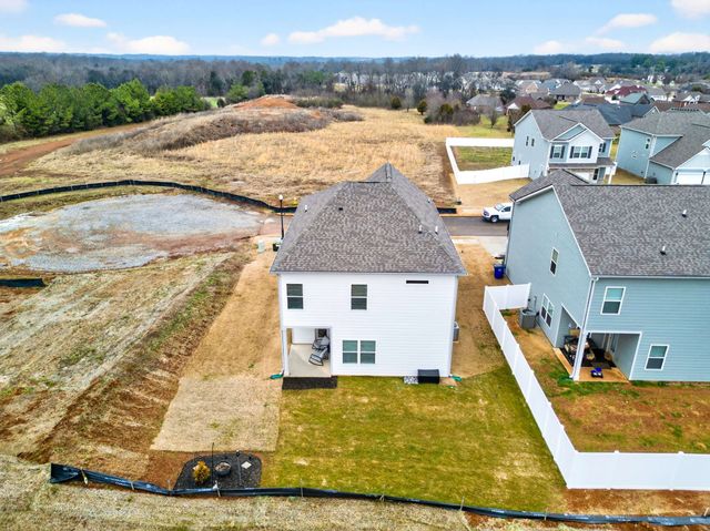 225 Hillview Ave, Shelbyville, TN 37160