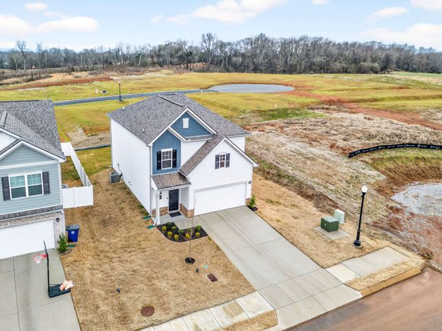 225 Hillview Ave, Shelbyville, TN 37160