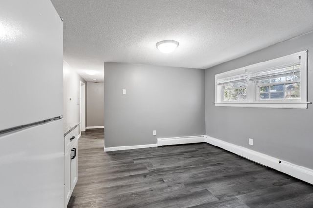 50 N Main St Apt 1, Salem, NH 03079