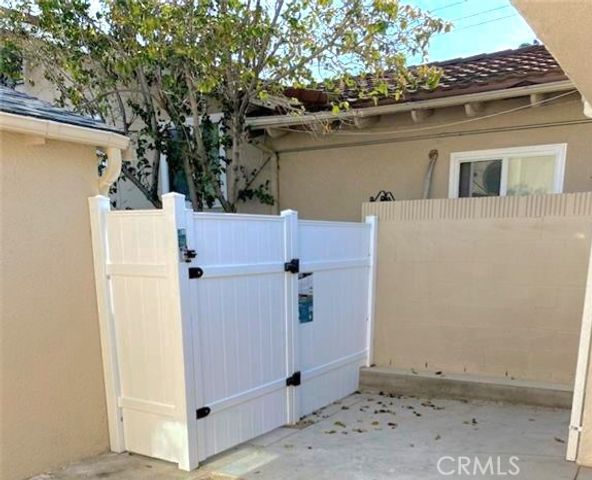 3617 E Esther, Long Beach, CA 90804