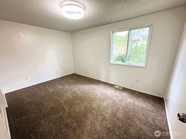 3415 158th Street SW, Lynnwood, WA 98087