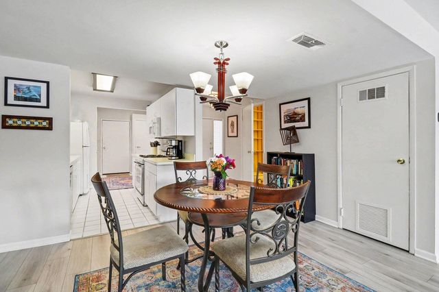 719 Watersedge Drive, Ann Arbor, MI 48105