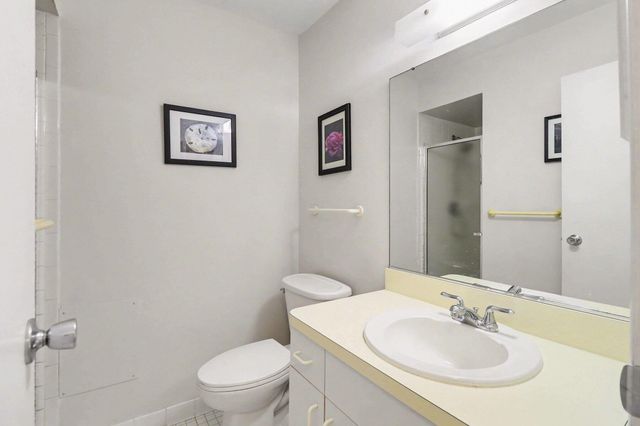 719 Watersedge Drive, Ann Arbor, MI 48105