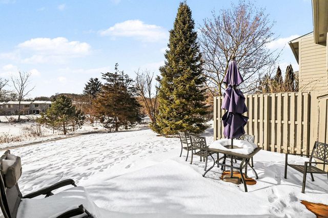 719 Watersedge Drive, Ann Arbor, MI 48105