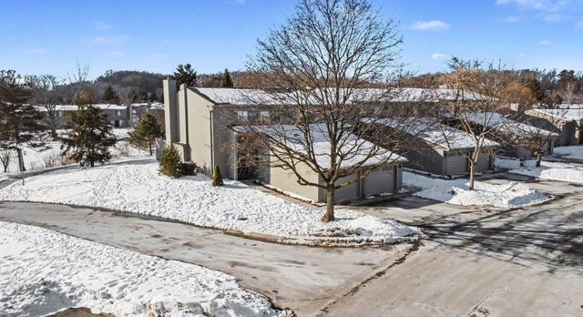 719 Watersedge Drive, Ann Arbor, MI 48105