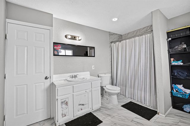 5527 County Road 155 X77511, Alvin, TX 77511