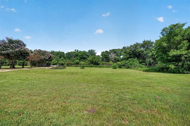 5527 County Road 155 X77511, Alvin, TX 77511