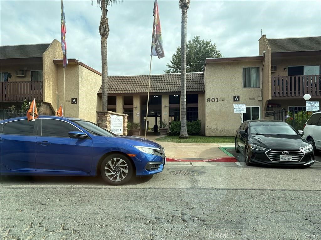 801 #34 S Lyon S 34, Santa Ana, CA 92705 — exterior