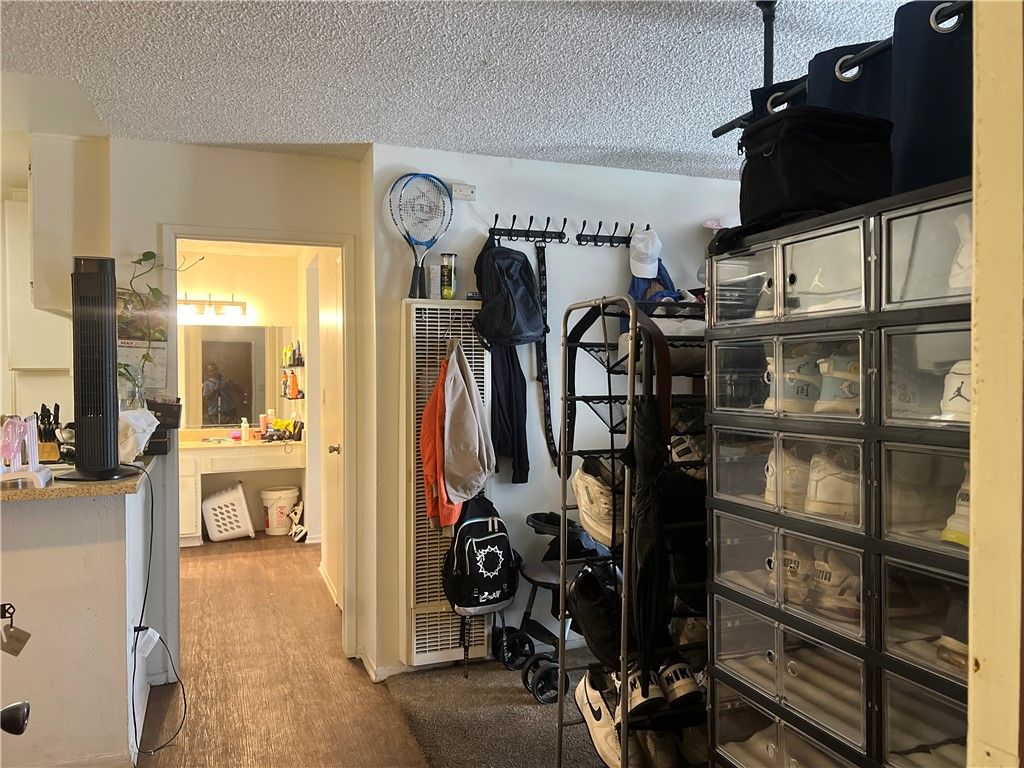 801 #34 S Lyon S 34, Santa Ana, CA 92705 — photo 3