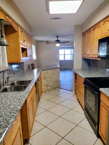 201 N Oak Acres Drive N, Malakoff, TX 75148