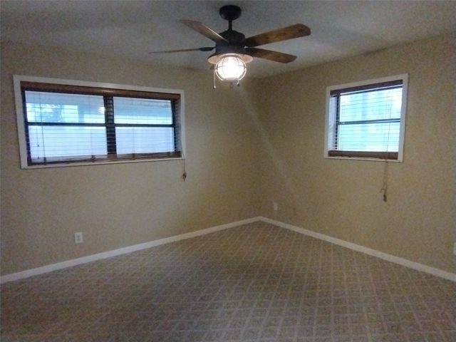 201 N Oak Acres Drive N, Malakoff, TX 75148