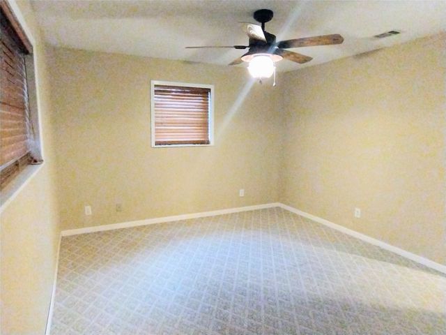 201 N Oak Acres Drive N, Malakoff, TX 75148