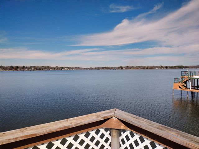 201 N Oak Acres Drive N, Malakoff, TX 75148