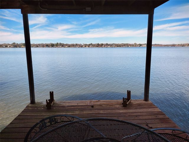 201 N Oak Acres Drive N, Malakoff, TX 75148