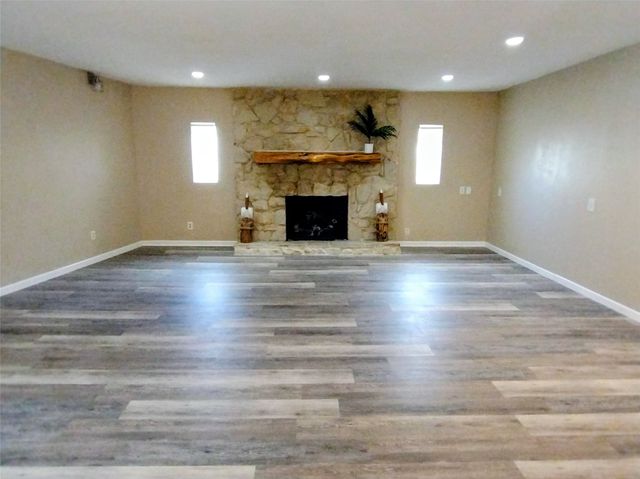 201 N Oak Acres Drive N, Malakoff, TX 75148