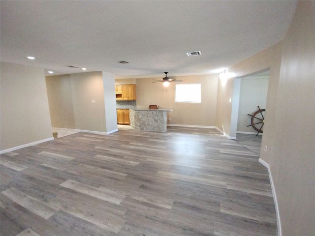 201 N Oak Acres Drive N, Malakoff, TX 75148