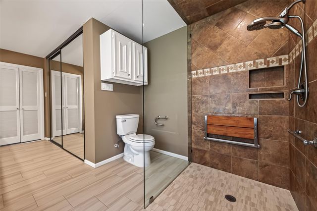 303 Longview Drive, Sugar Land, TX 77478