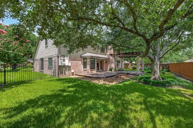 303 Longview Drive, Sugar Land, TX 77478