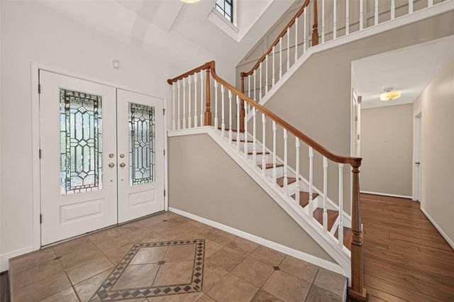303 Longview Drive, Sugar Land, TX 77478