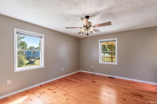 57 Herd Lane, Bedford, IN 47421