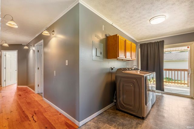 57 Herd Lane, Bedford, IN 47421