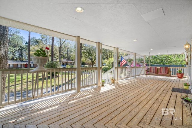 5204 Burma Road, Mobile, AL 36693