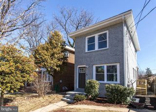 1316 44TH PL SE, Washington, DC 20019